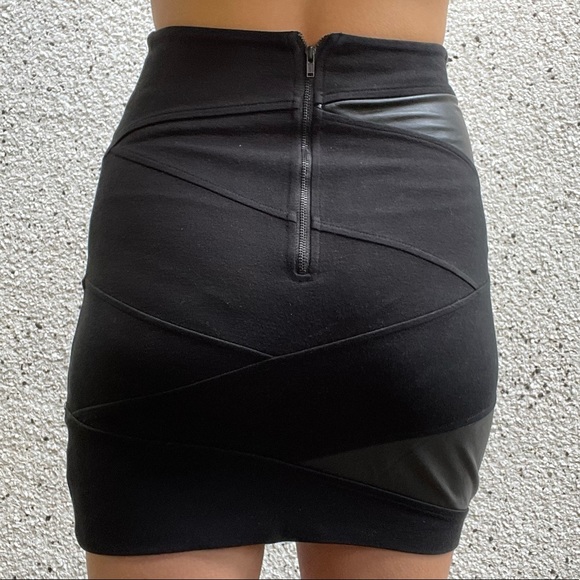 Talula Aritzia skirt in black with pleather cuts - Picture 2 of 4